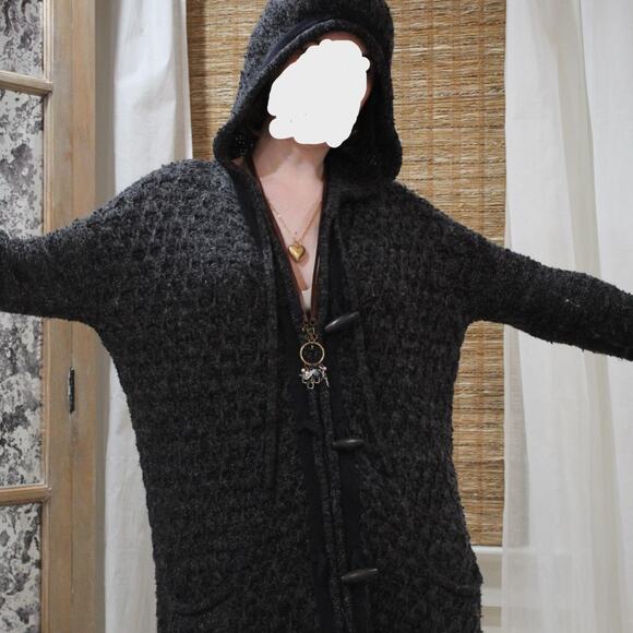 Knit blackdark grey button up - Picture 1 of 5